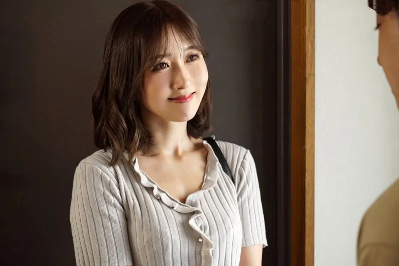 Vợ yêu về nhà bố mẹ đẻ sau cuộc cãi nhau, chồng yêu rủ cô bạn thân về nhà tâm sự…